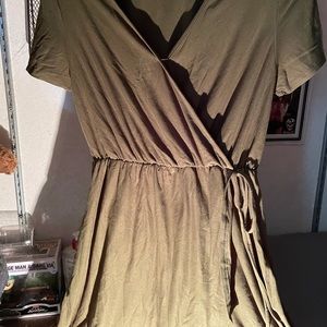 Dark green wrap dress Large